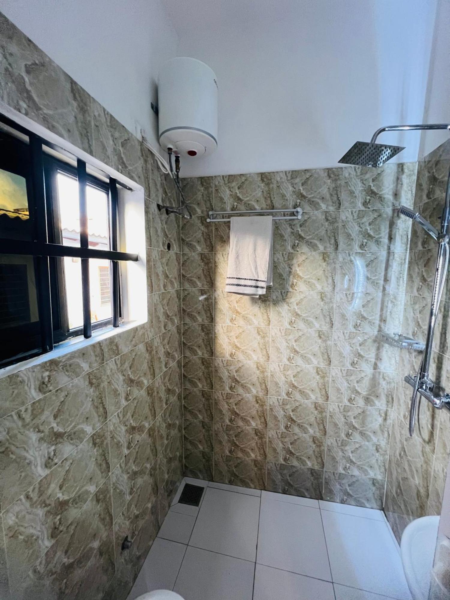 Ad Home لومي المظهر الخارجي الصورة